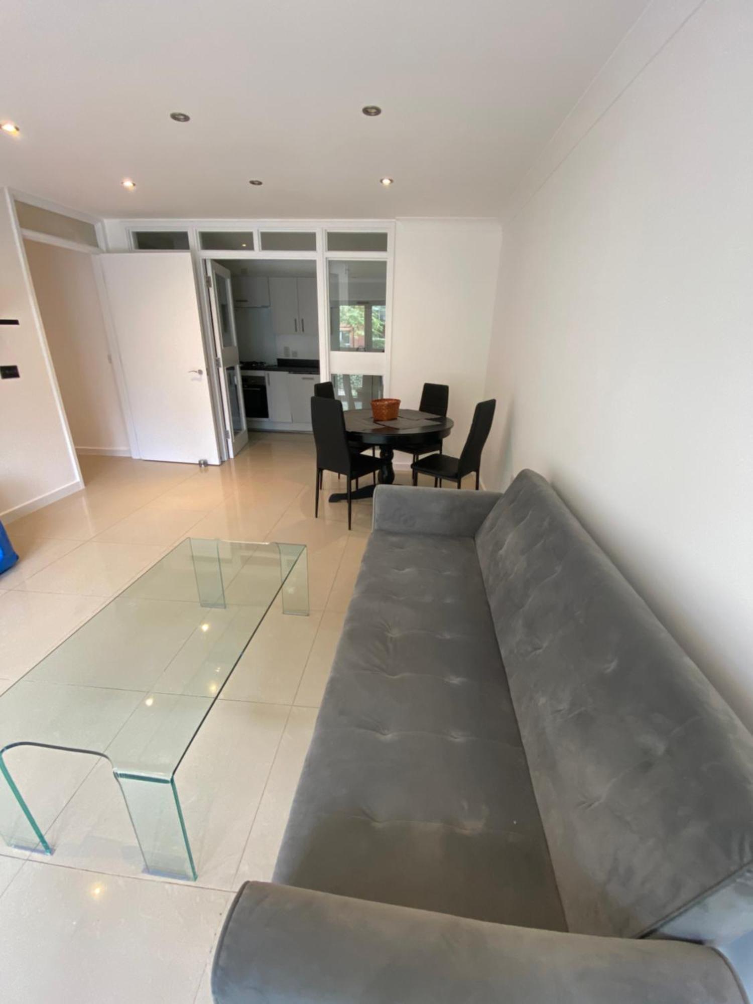 Apartament Wood Court Londra